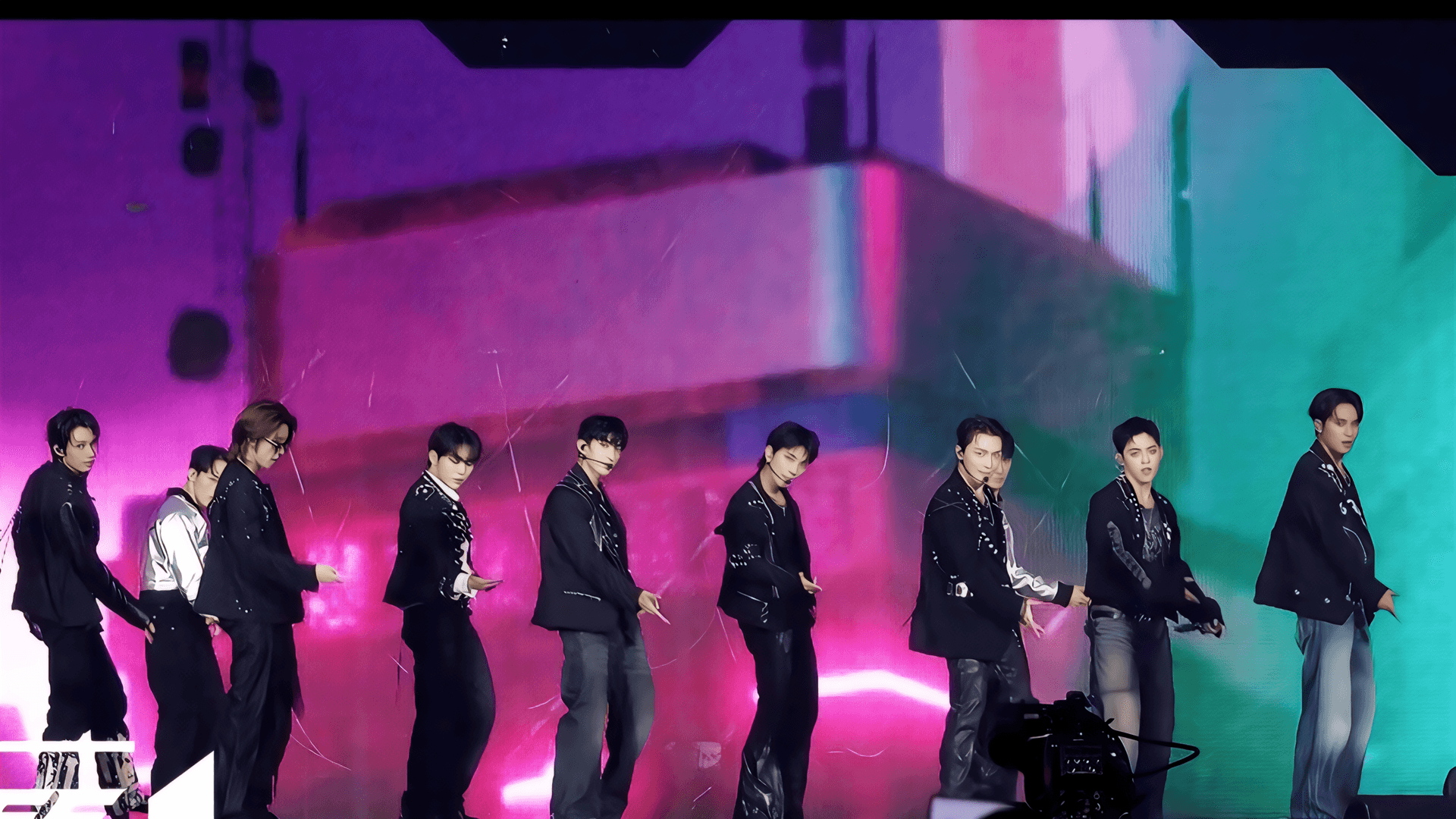 SEVENTEEN Buktikan Tiada Rehat: Jelajah Dunia, Persembahan Unit dan Projek Solo Serentak Bergerak
