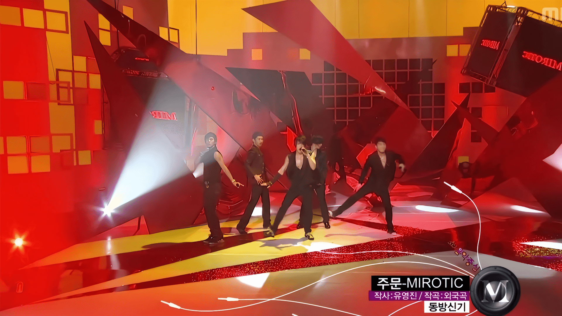 MV MIROTIC TVXQ Melepasi 100 Juta Tontonan di YouTube