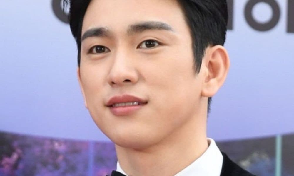 Park Jinyoung dan Kim Min Ju Pancarkan Keserasian dalam Poster Baharu Drama Romantik JTBC 'Shining'