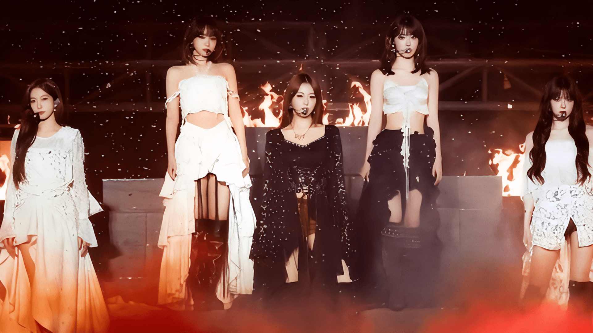 Konsert Encore LE SSERAFIM Tular Apabila Chaewon dan Sakura Tukar Beg Tote Jadi Fesyen