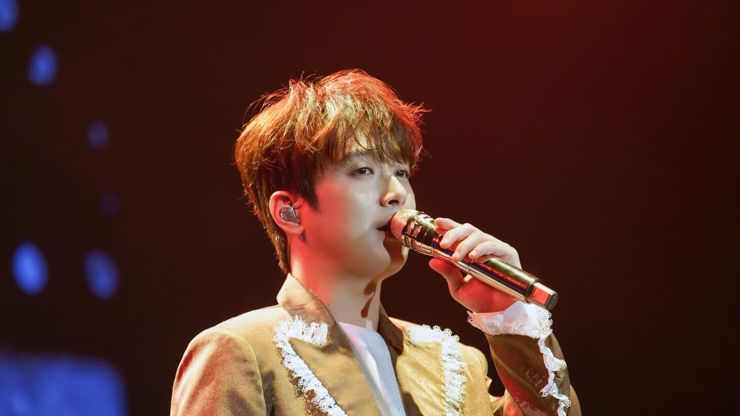 Lee Chan-won Memukau Gwangju Dengan Konsert Spektakuler 197 Minit