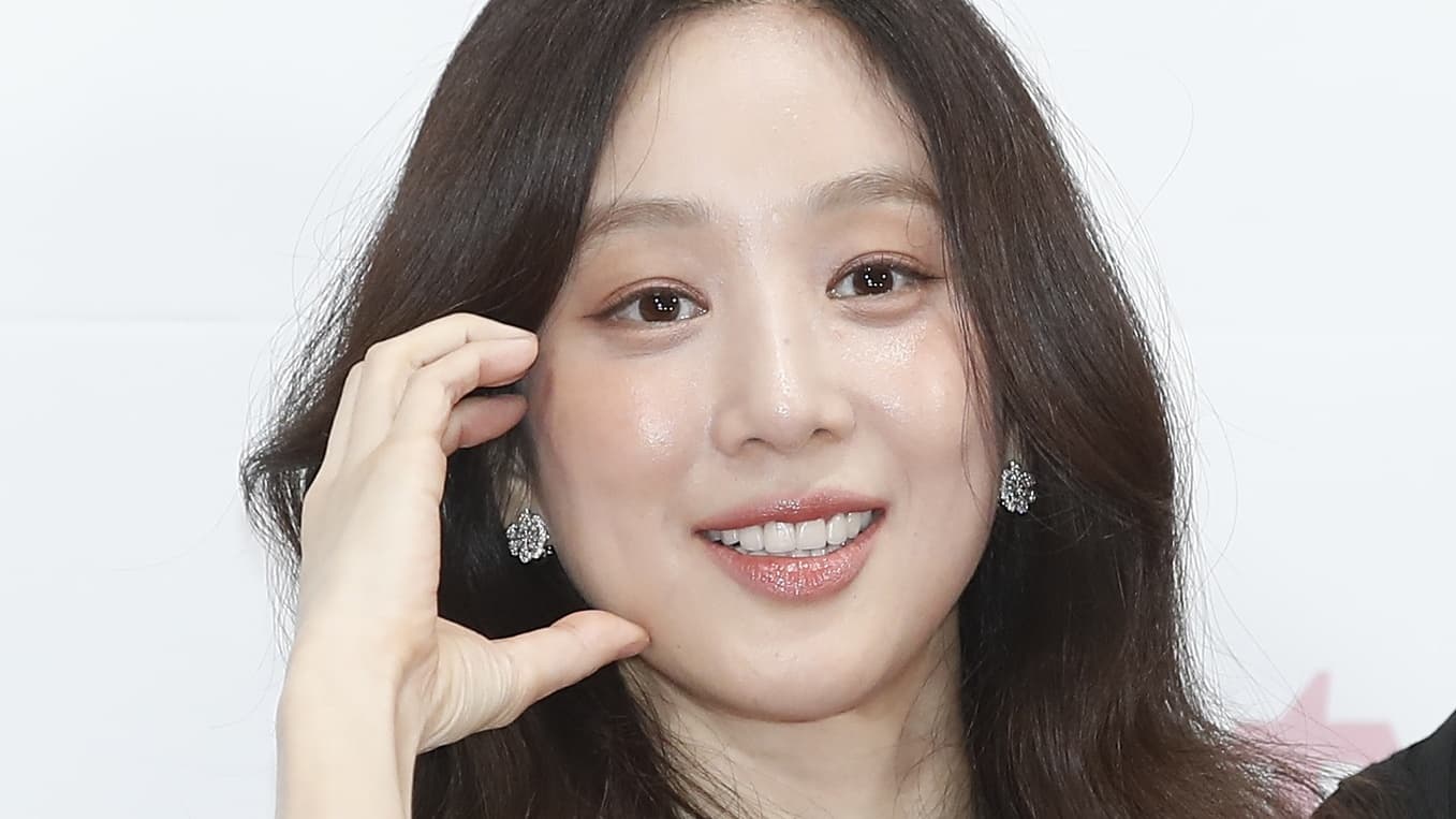 Jung Ryeo-won Kembali ke Drama Perubatan Selepas 13 Tahun dengan Siri Baharu First Doctor