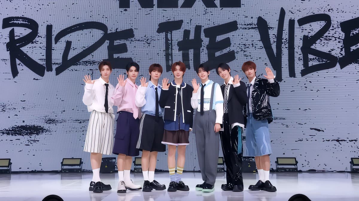 Dari Budokan ke Rock in Rio: NEXZ Umum Jelajah Arena Pertama Hanya 662 Hari Selepas Debut