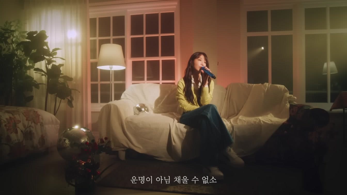 Pelawak Lee Eun-ji Memulakan Lembaran Baharu di BlackPaper Entertainment