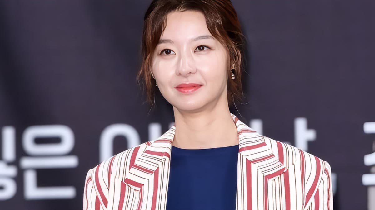Song Seon-mi pada Usia 51 Dedahkan Rahsianya Menua dengan Anggun Tanpa Prosedur