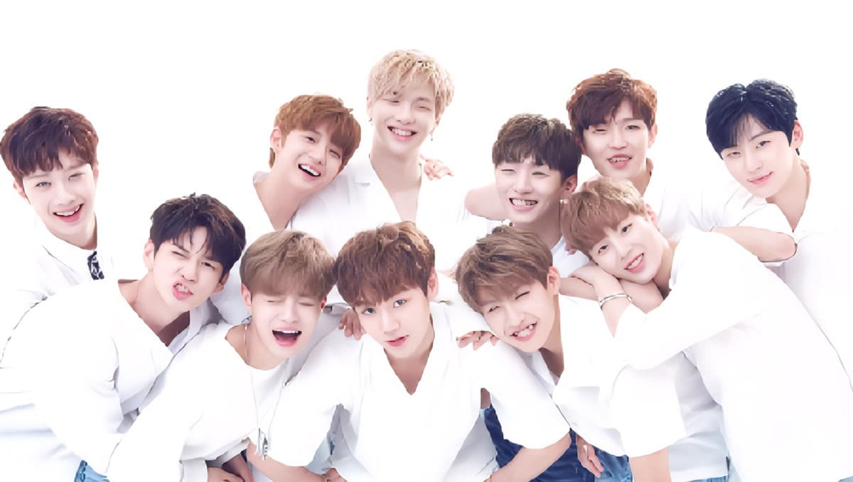 Wanna One Bersatu Semula Selepas 7 Tahun dan Para Peminat Tidak Dapat Menahan Air Mata