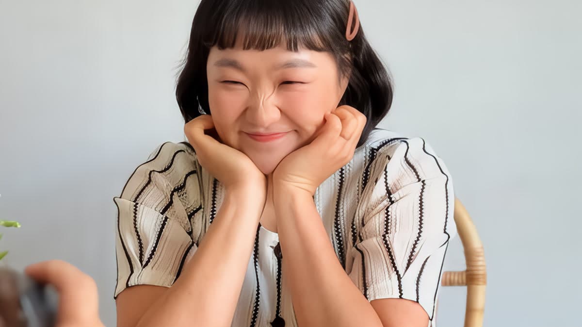 Lee Suji Menyasar Mereka yang Percaya Berita Palsu dalam Sketch Viral Terbarunya
